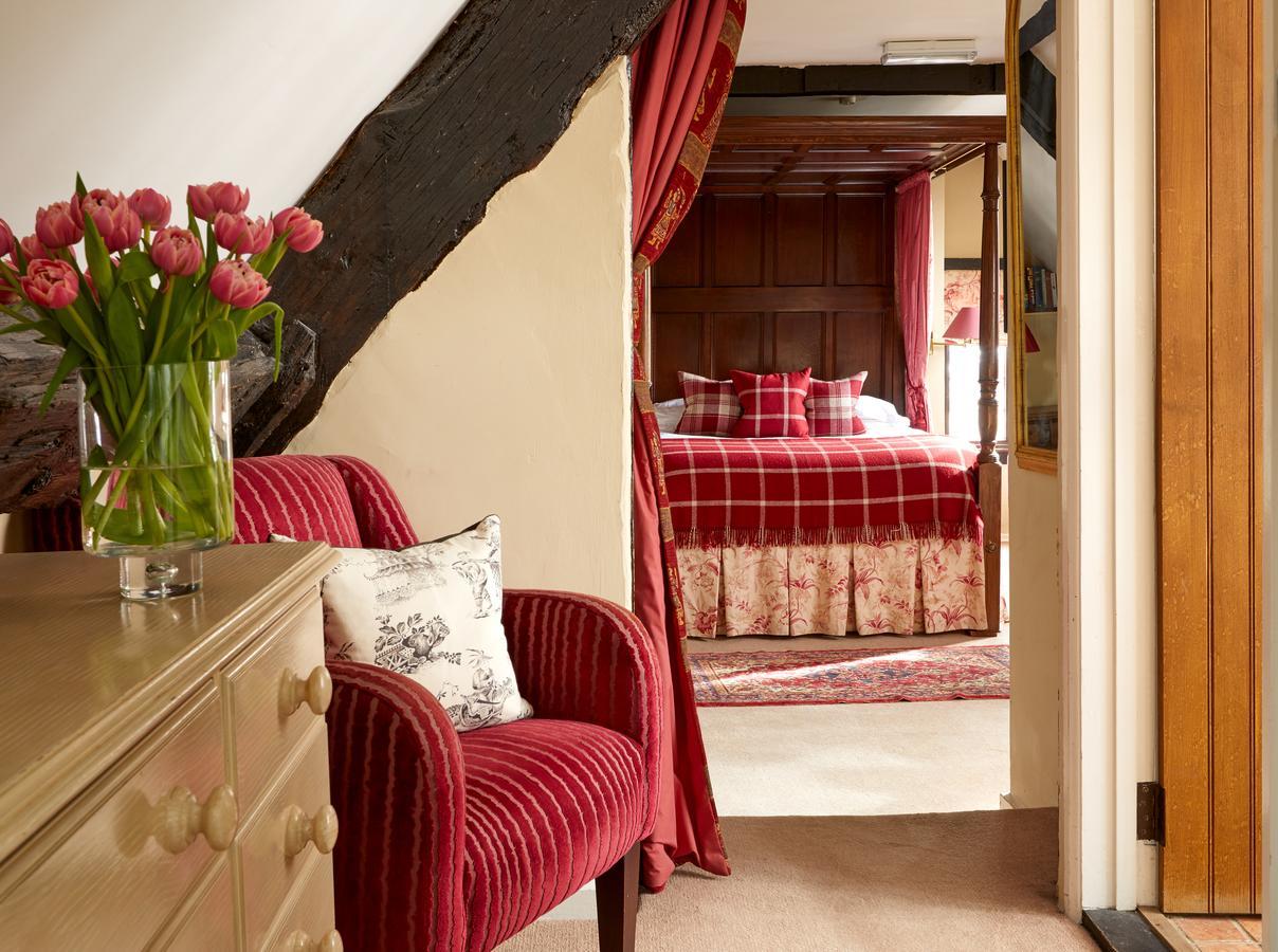 Burford House Bh Bed & Breakfast ภายนอก รูปภาพ